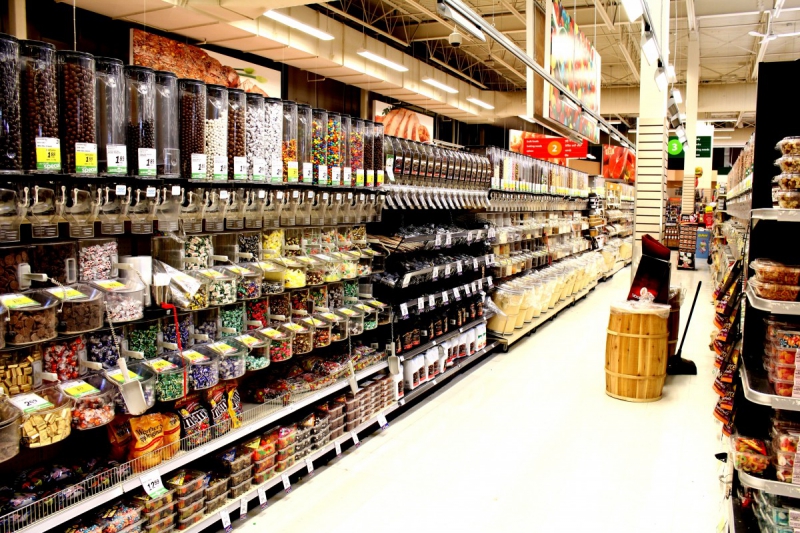 vitrine-RIANS-min_retail_grocery_supermarket_store_food_shopping_market_shop-613228